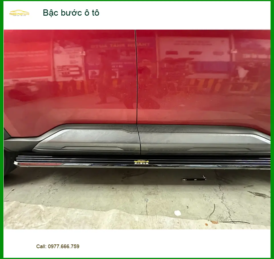 Anh Khôi lắp bậc bước ô tô Hyundai Accent ở Quận Thủ Đức để người nhà dễ lên xuống