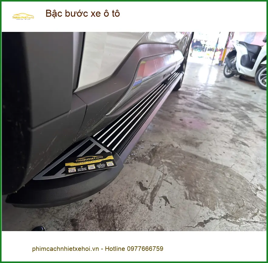 Anh Nhật lắp bậc bước xe ô tô tại Quận Thủ Đức cho Honda CR-V ảnh thực tế 3