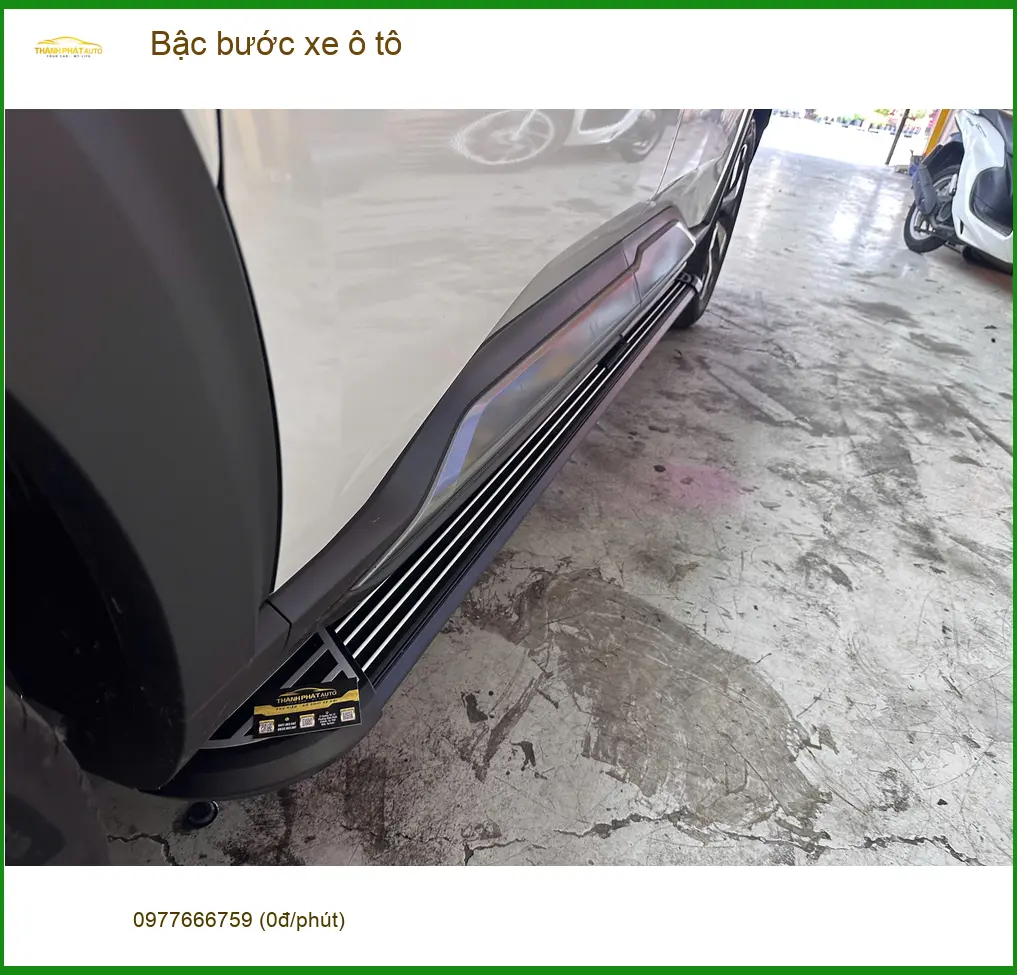 Anh Quang lắp bậc bước xe ô tô Ford Everest tại Quận 1 vì gia đình có người lớn tuổi ảnh thực tế 4