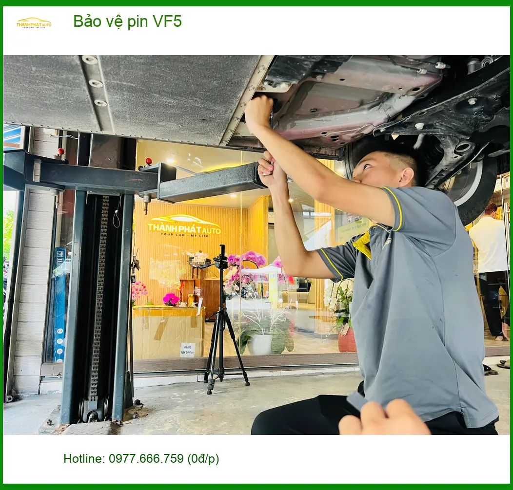 Anh Tấn bảo vệ pin VinFast VF5 tại Củ Chi để tối ưu tuổi thọ pin.