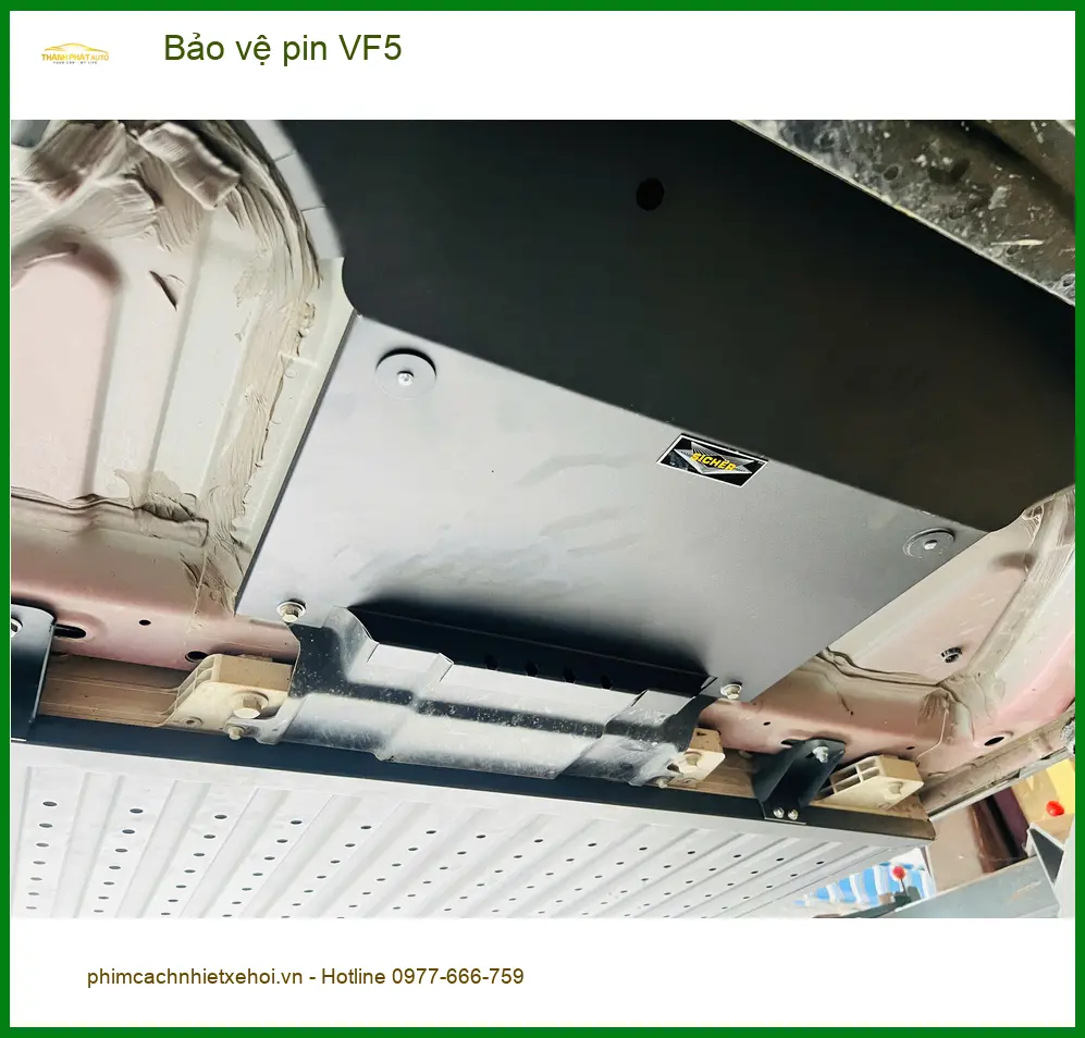 Anh Minh lắp Bảo vệ pin VinFast VF5 tại Quận Tân Bình để xe luôn bền bỉ và an toàn ảnh thực tế 5
