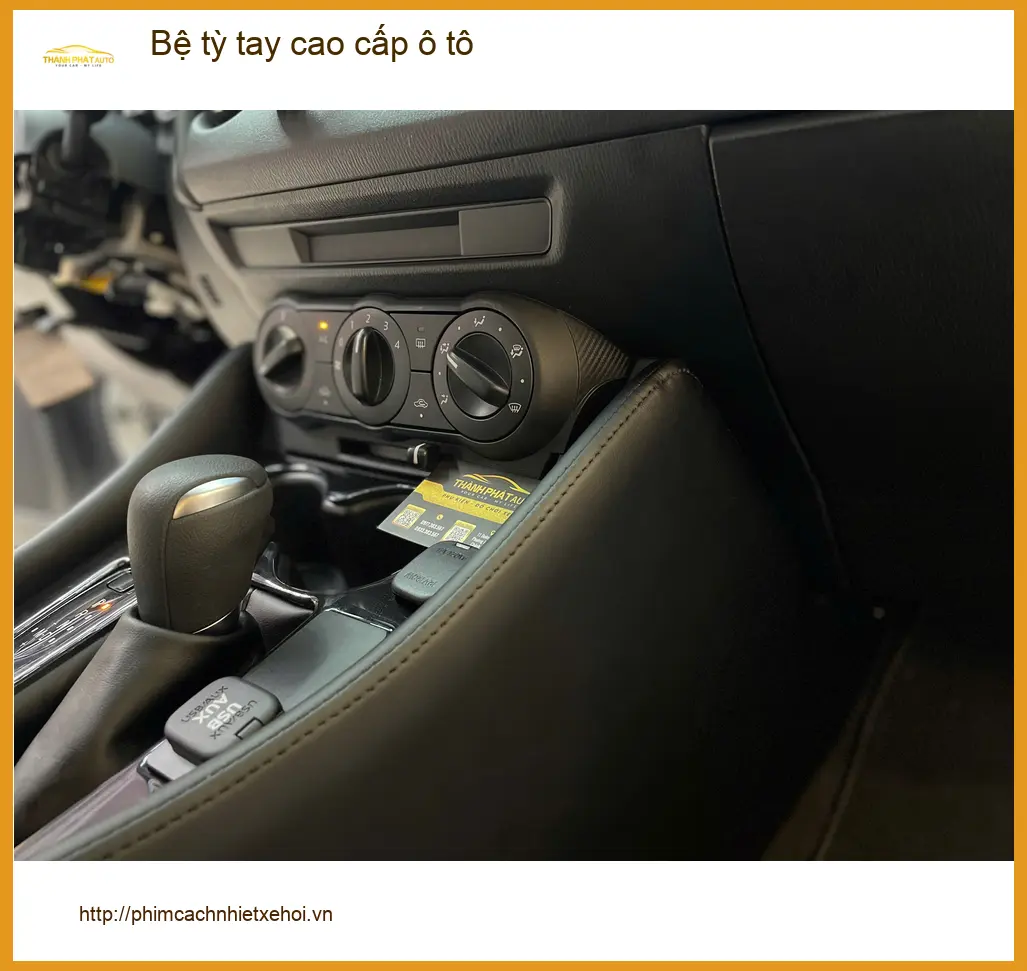 Anh Tùng lắp Bệ tỳ tay cao cấp Hyundai Creta tại Quận 10 uy tín ảnh thực tế 4