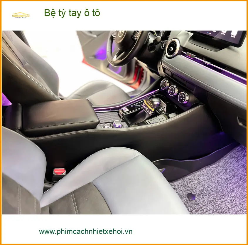 Anh Quang lắp bệ tỳ tay ô tô cho Honda HR-V tại Quận Phú Nhuận ảnh thực tế 4