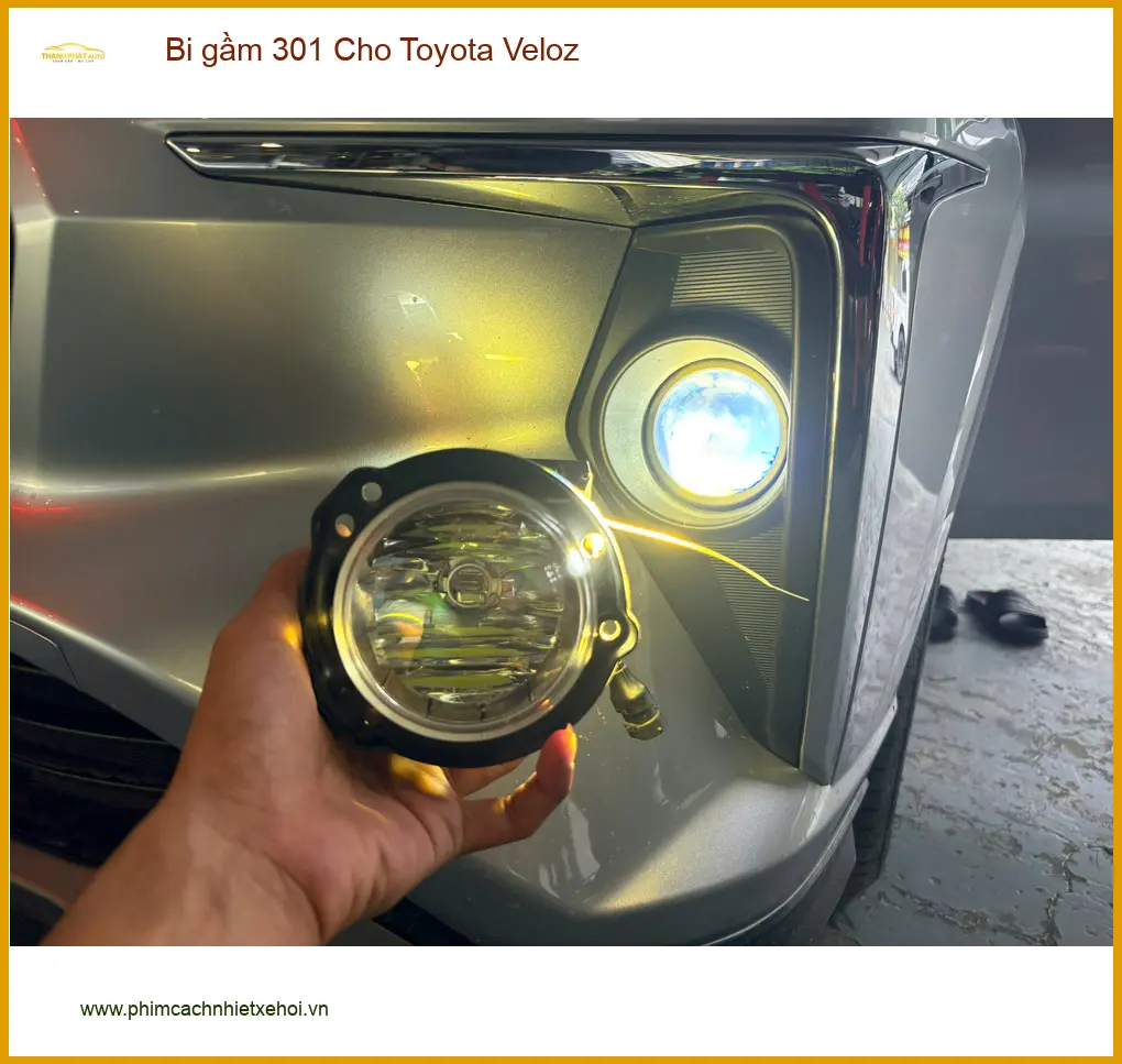 Chị Mai lắp Bi gầm 301 cho Toyota Veloz Quận 3 vì đèn xe quá yếu ảnh thực tế 5