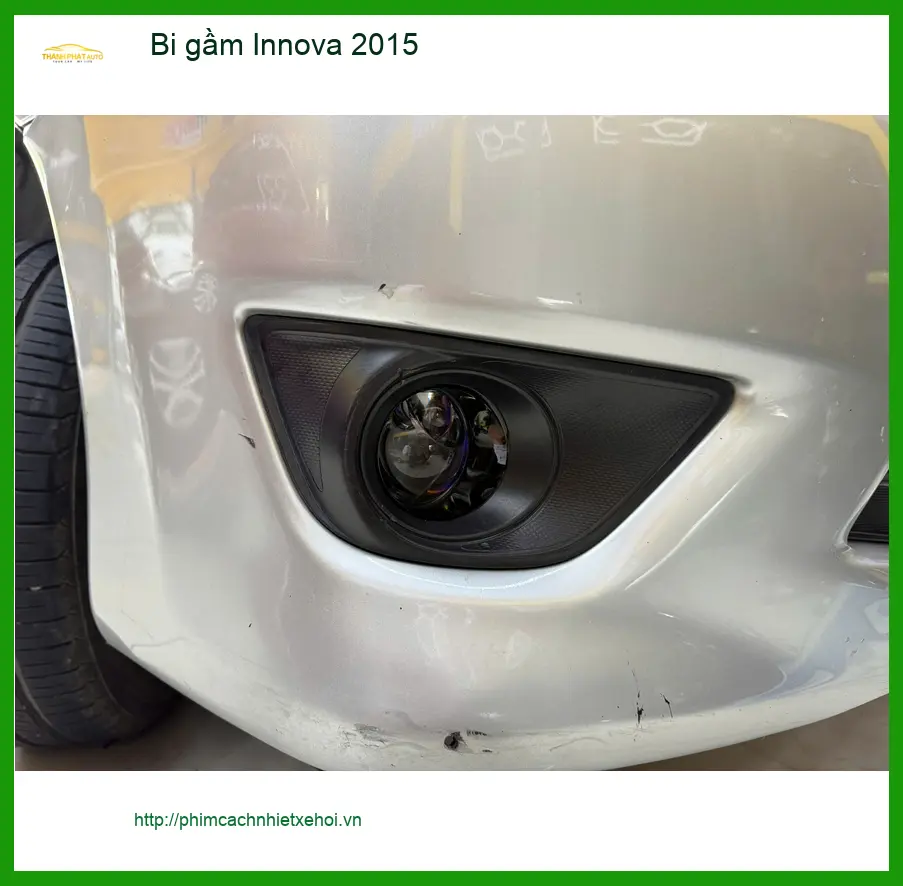 Anh Khải độ bi gầm Innova 2015 tại Quận 1 để tăng cường ánh sáng. ảnh thực tế 4
