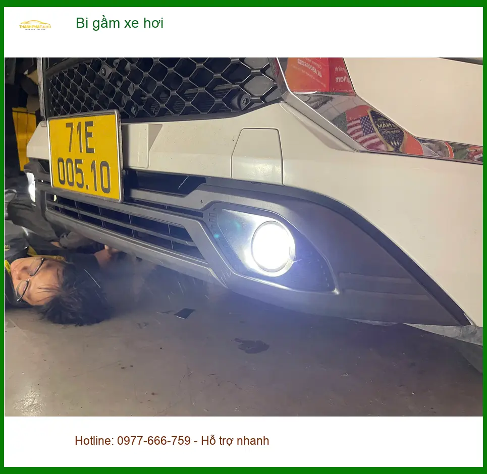 Anh Quang nâng cấp bi gầm xe hơi Hyundai Accent tại Quận 1 vì đèn zin mờ tối ảnh thực tế 2