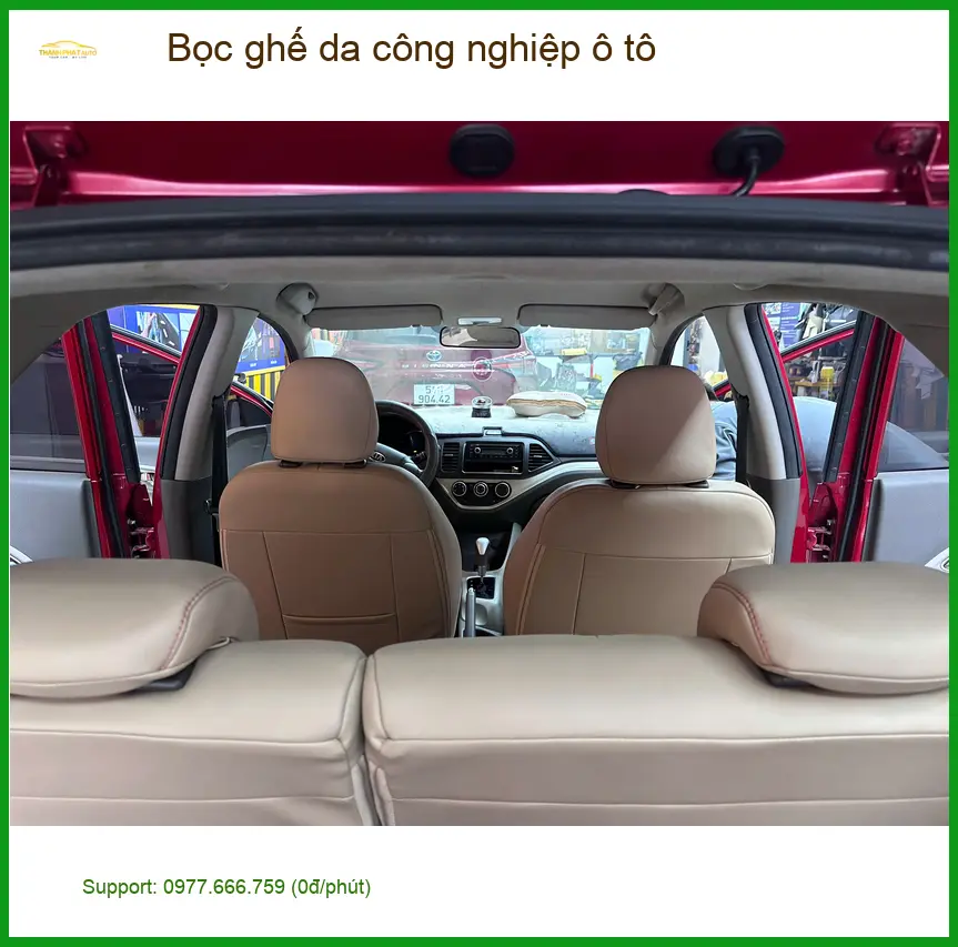 Chị Bích bọc ghế da công nghiệp ô tô Ford Everest tại Cần Giờ để đổi mới nội thất ảnh thực tế 3