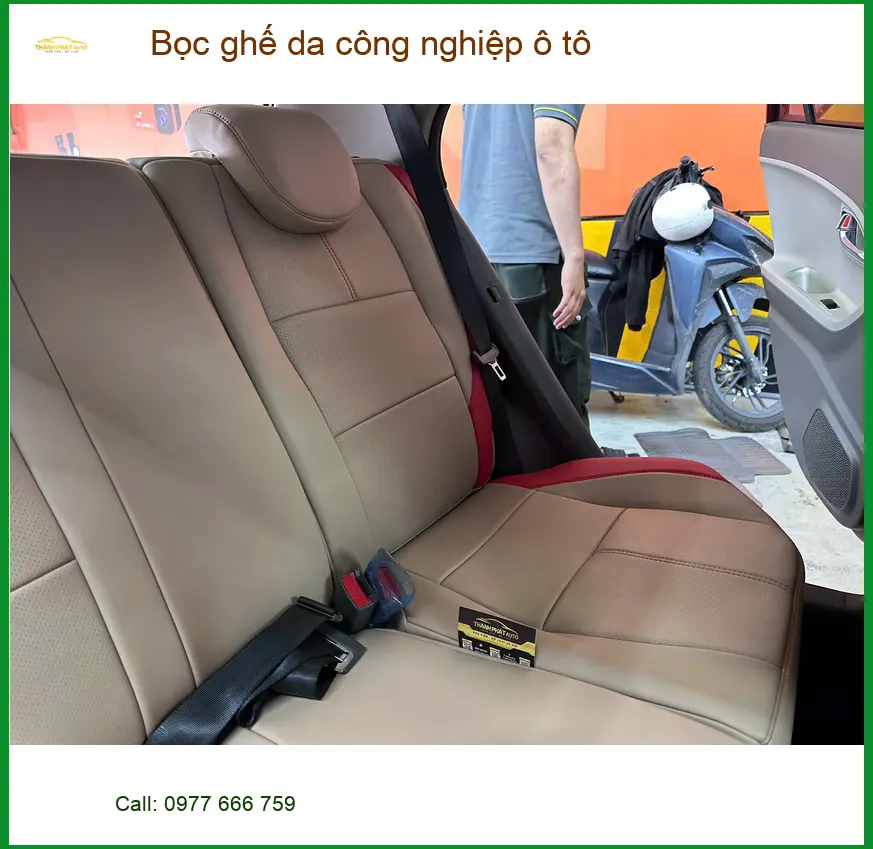 Chị Bích bọc ghế da công nghiệp ô tô Ford Everest tại Cần Giờ để đổi mới nội thất ảnh thực tế 5