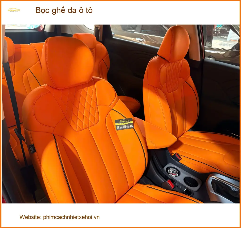 Chị Thanh bọc ghế da ô tô Hyundai Santa Fe tại Quận 3 để nâng tầm không gian xe ảnh thực tế 4