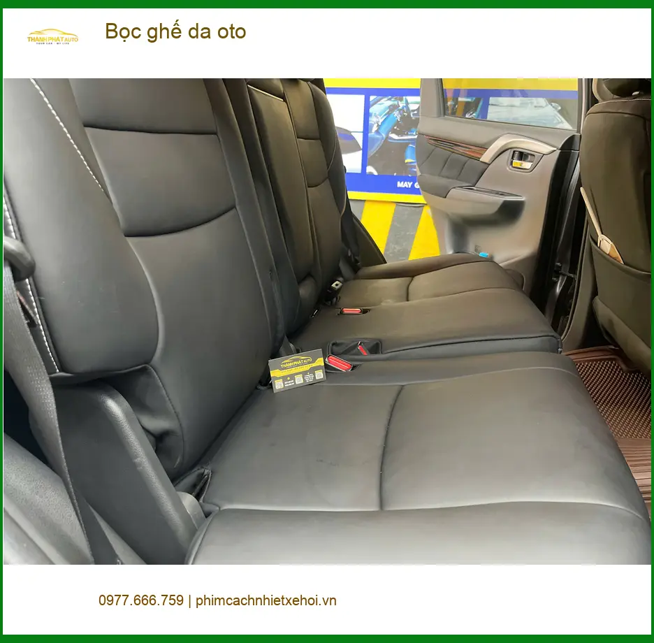 Anh Quang bọc ghế da ô tô Hyundai Accent tại Quận 12 để xe trông như mới