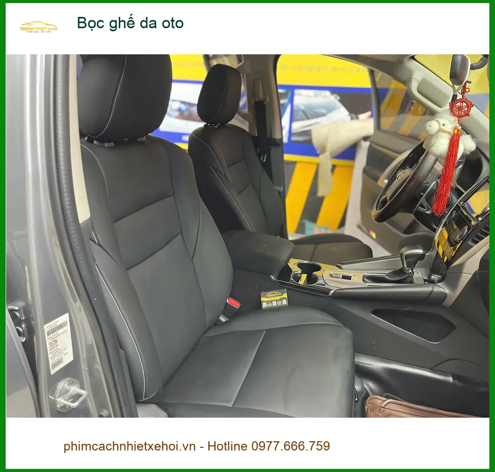 Anh Quang bọc ghế da ô tô Hyundai Accent tại Quận 12 để xe trông như mới ảnh thực tế 2