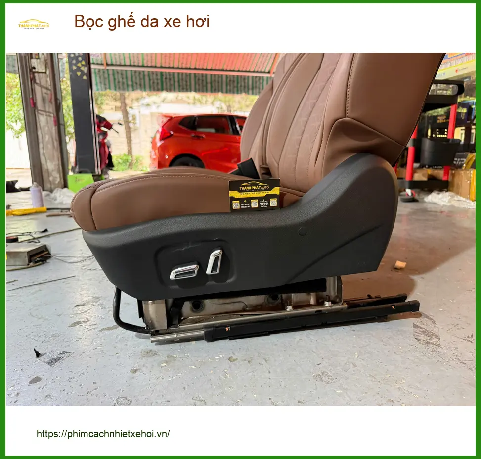 Anh Duy bọc ghế da xe hơi Suzuki XL7 tại Củ Chi vì ghế zin đã cũ và xuống cấp ảnh thực tế 4