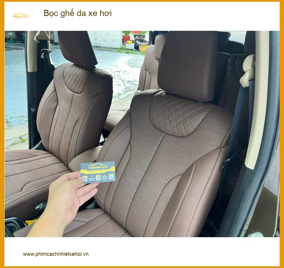 Chú Minh bọc ghế da Hyundai Accent tại Quận 6, nâng tầm sang trọng nội thất. ảnh thực tế 2