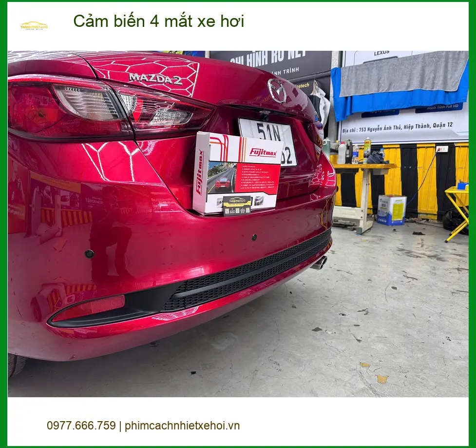 Cô Trâm lắp cảm biến 4 mắt xe hơi cho Honda CRV tại Quận 9 đỗ xe an toàn hơn
