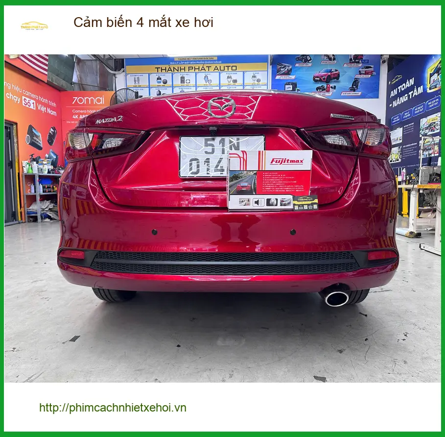Cô Trâm lắp cảm biến 4 mắt xe hơi cho Honda CRV tại Quận 9 đỗ xe an toàn hơn ảnh thực tế 3
