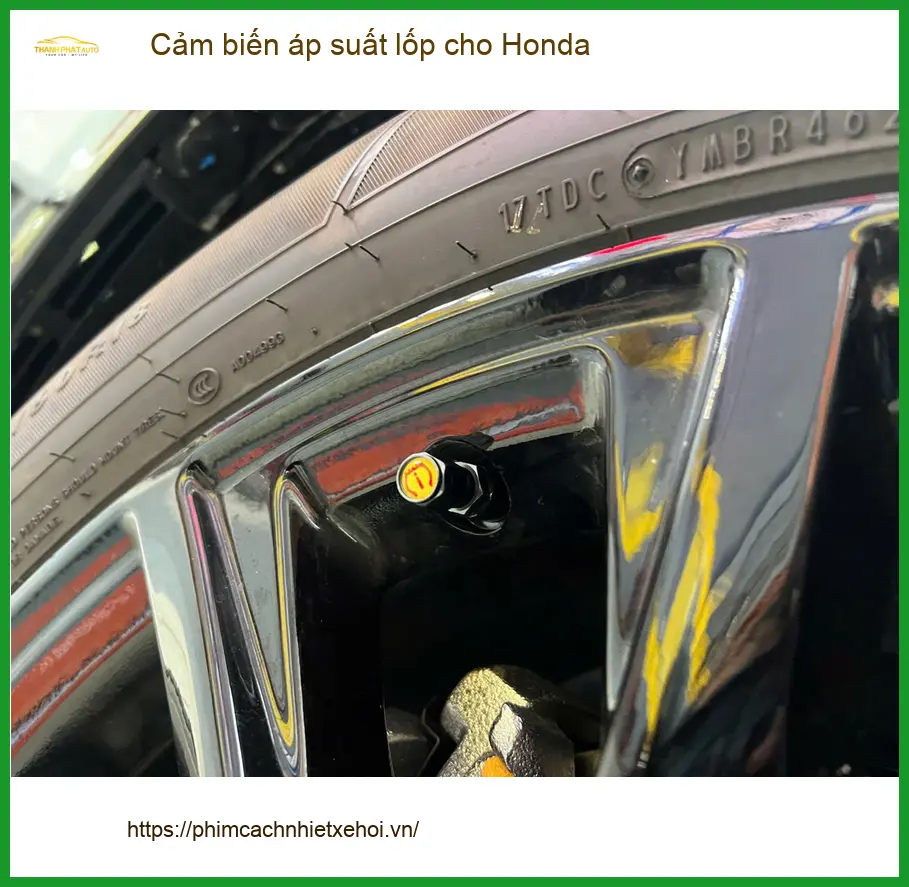 Anh Minh Triết lắp Cảm biến áp suất lốp Honda Civic tại Quận 11 an tâm lái xe.