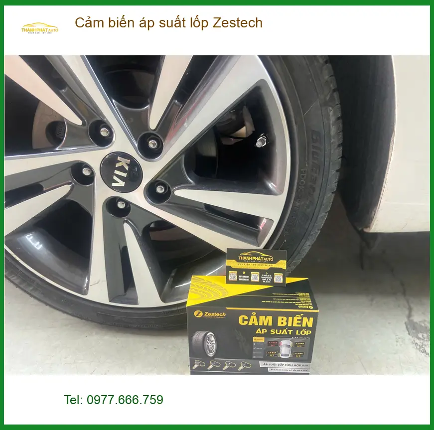 Chị Hà lắp cảm biến áp suất lốp Zestech cho Hyundai Elantra tại Quận 9