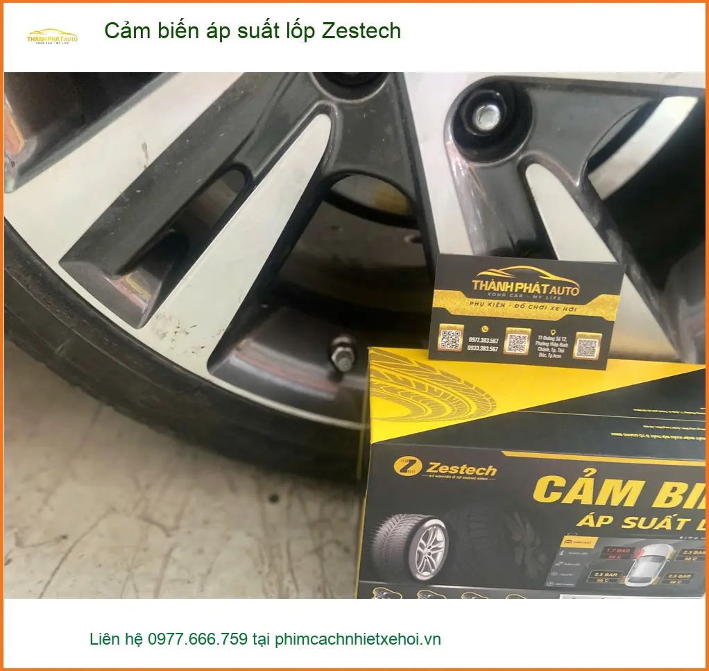 Anh Khoa lắp cảm biến áp suất lốp Zestech Kia K3 Quận Gò Vấp đi xa. ảnh thực tế 3