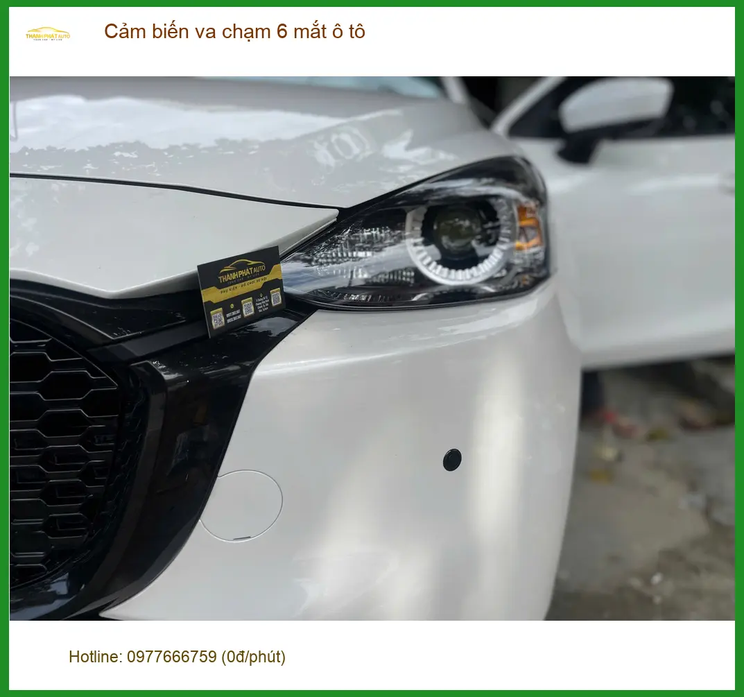 Anh Khang lắp cảm biến va chạm 6 mắt ô tô cho Hyundai Accent tại Quận 3 để lùi xe an toàn hơn ảnh thực tế 3