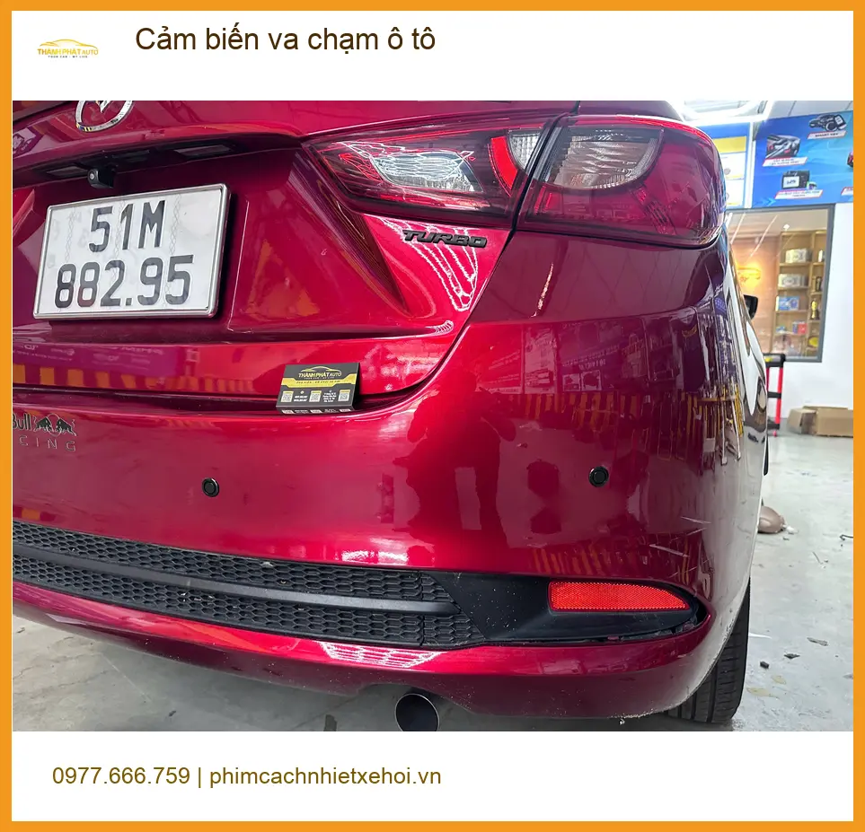 Anh Minh lắp cảm biến va chạm ô tô Mazda CX-5 tại Quận Gò Vấp để an tâm khi đỗ xe ảnh thực tế 4