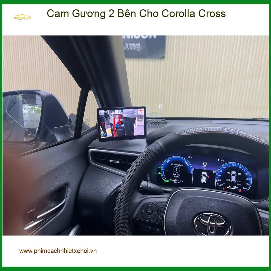 Anh Tấn lắp Cam Gương 2 Bên cho Corolla Cross tại Quận 9 để quan sát tốt hơn khi lùi xe ảnh thực tế 4
