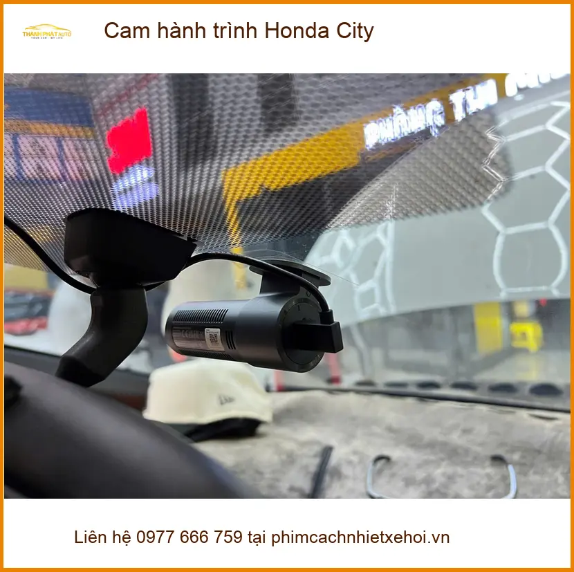 Chú Phước lắp cam hành trình Honda City Quận Bình Thạnh để yên tâm lái xe hàng ngày