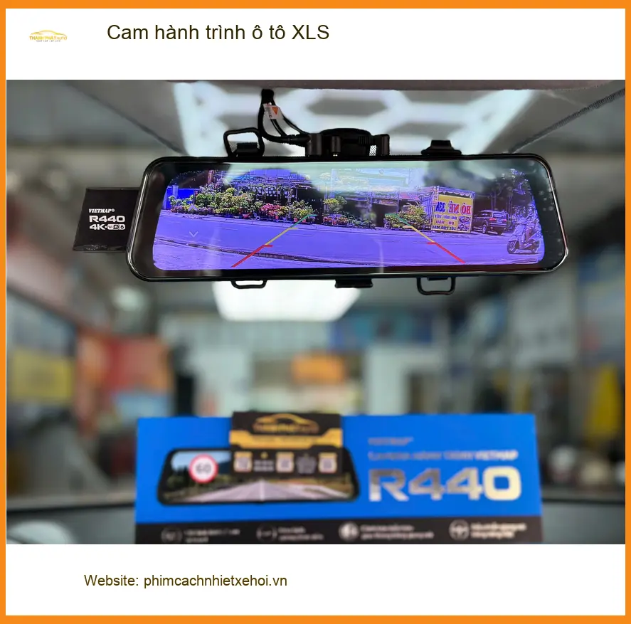 Anh Duy lắp cam hành trình ô tô XLS cho Kia K3 tại Quận 2.