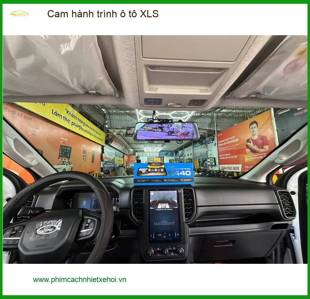 Chú Quang Vinh lắp cam hành trình XLS cho Mazda CX-5 tại Quận Tân Phú ảnh thực tế 2