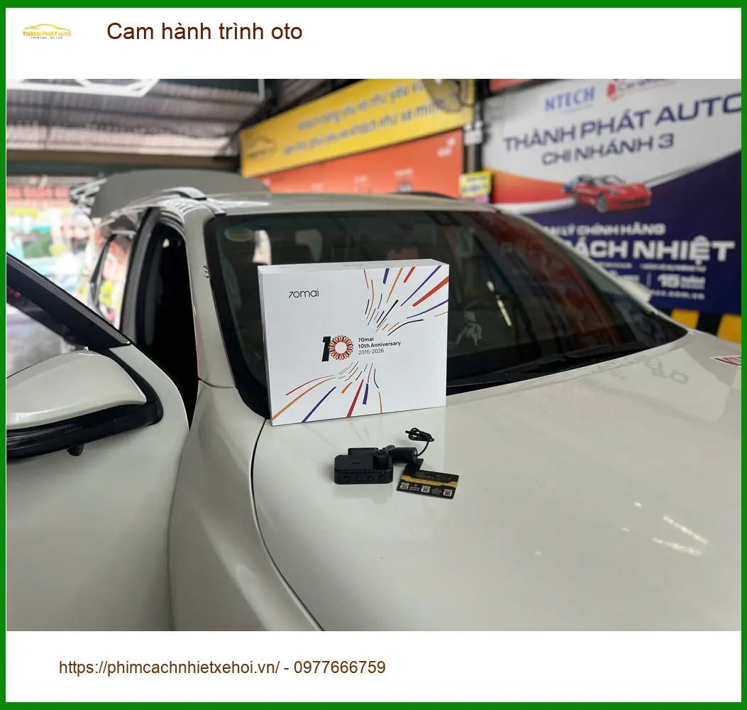 Anh Đạt lắp cam hành trình oto cho Kia K3 tại Quận 4 sau sự cố va chạm ảnh thực tế 3