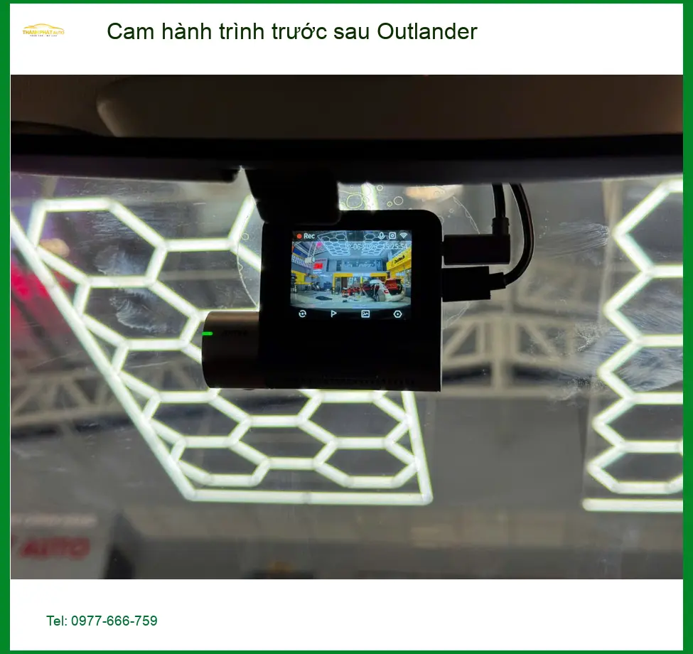 Anh Quang lắp cam hành trình trước sau Outlander tại Phú Nhuận