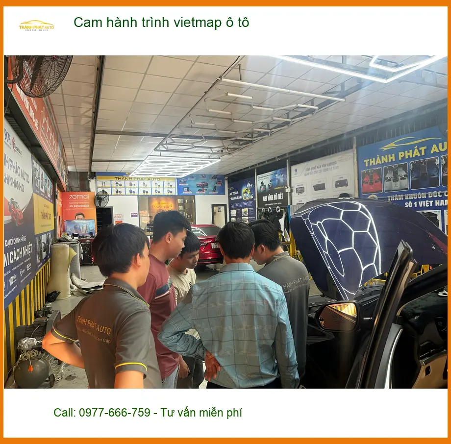 Anh Quang Vinh lắp Cam hành trình Vietmap ô tô cho Toyota Vios tại Cần Giờ