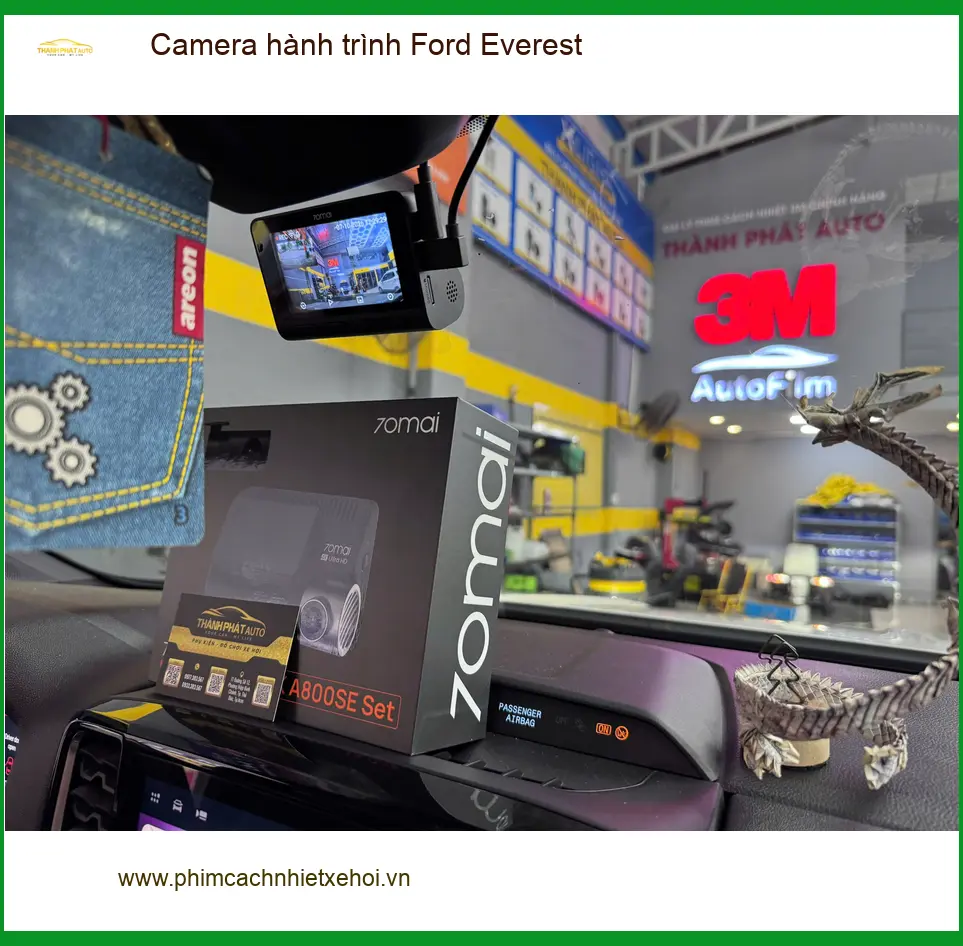 Anh Khải lắp camera hành trình Ford Everest tại Thủ Đức để an tâm di chuyển ảnh thực tế 3