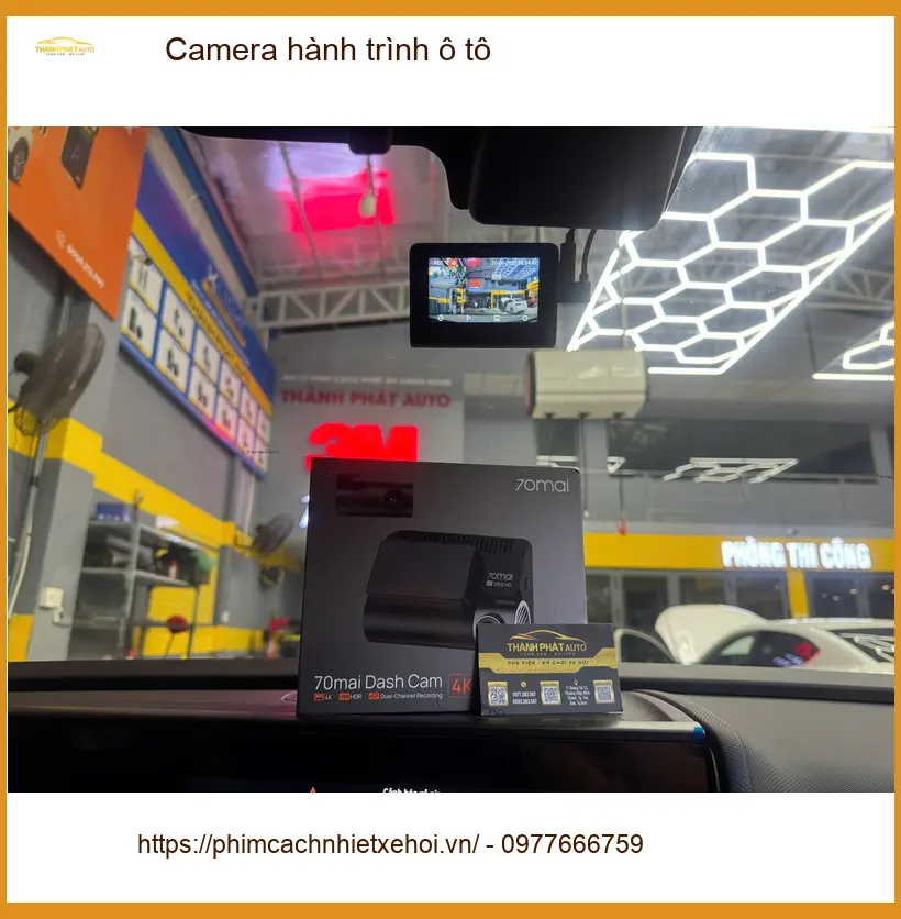 Anh Minh lắp Camera hành trình ô tô Hyundai Santa Fe tại Quận Huyện Nhà Bè ảnh thực tế 3