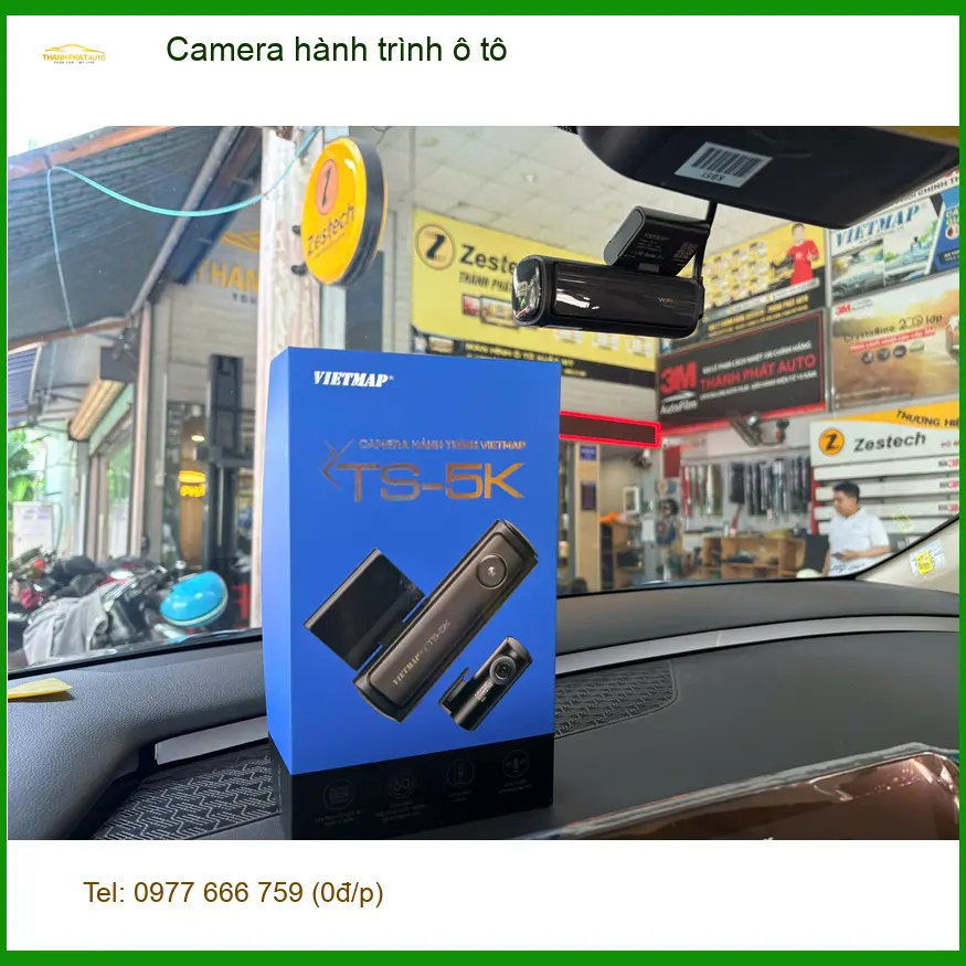 Anh Quang Minh lắp camera hành trình ô tô cho Honda CRV tại Quận 11 ảnh thực tế 4