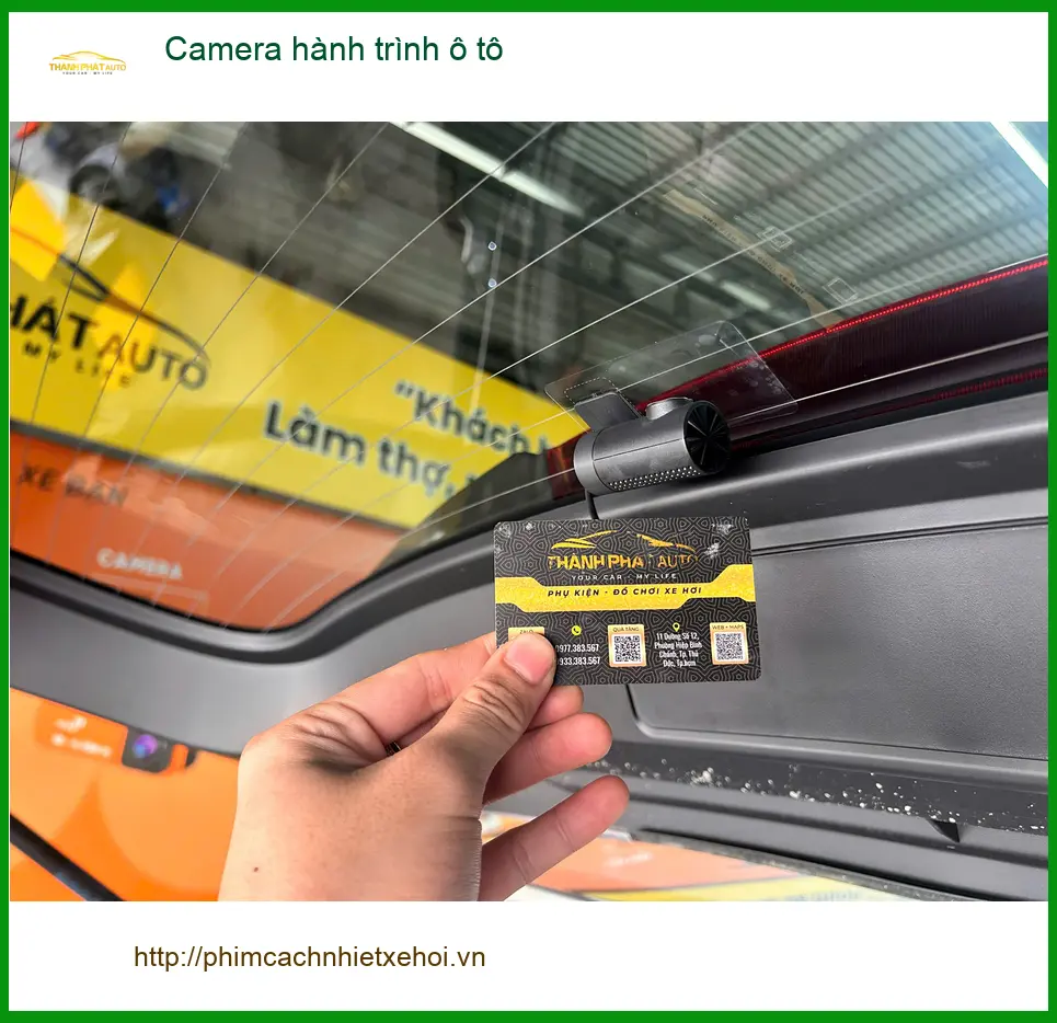 Anh Trọng lắp Camera hành trình ô tô cho Mazda 3 ở Quận 11 nhanh chóng