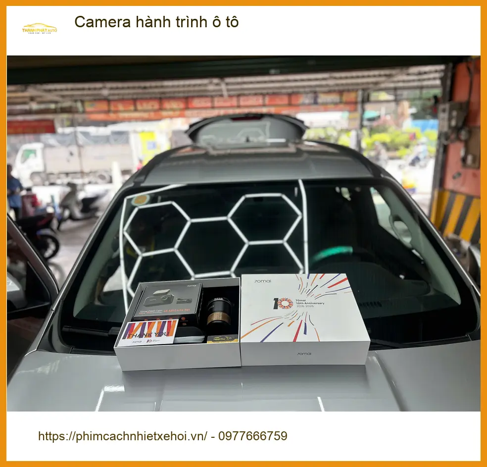 Anh Trọng lắp Camera hành trình ô tô cho Mazda 3 ở Quận 11 nhanh chóng ảnh thực tế 4