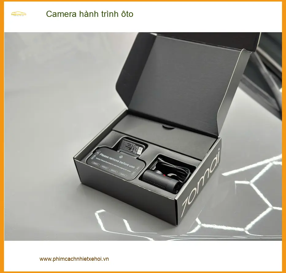 Anh Khang gắn Camera hành trình ôto VinFast Lux A2.0 tại Quận 2 ảnh thực tế 2
