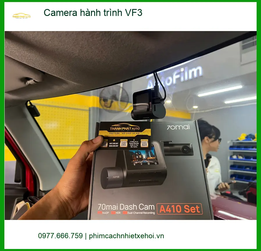 Anh Khải lắp camera hành trình cho VF3 tại Quận 12 vì lo lắng va quẹt khi di chuyển đường hẹp