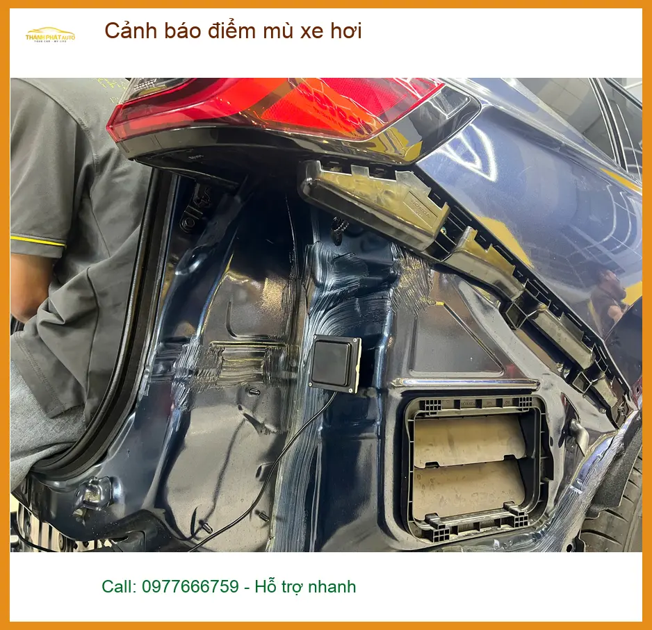 Anh Nam lắp cảnh báo điểm mù cho Hyundai Accent tại Quận 1 để an tâm hơn khi chuyển làn ảnh thực tế 5