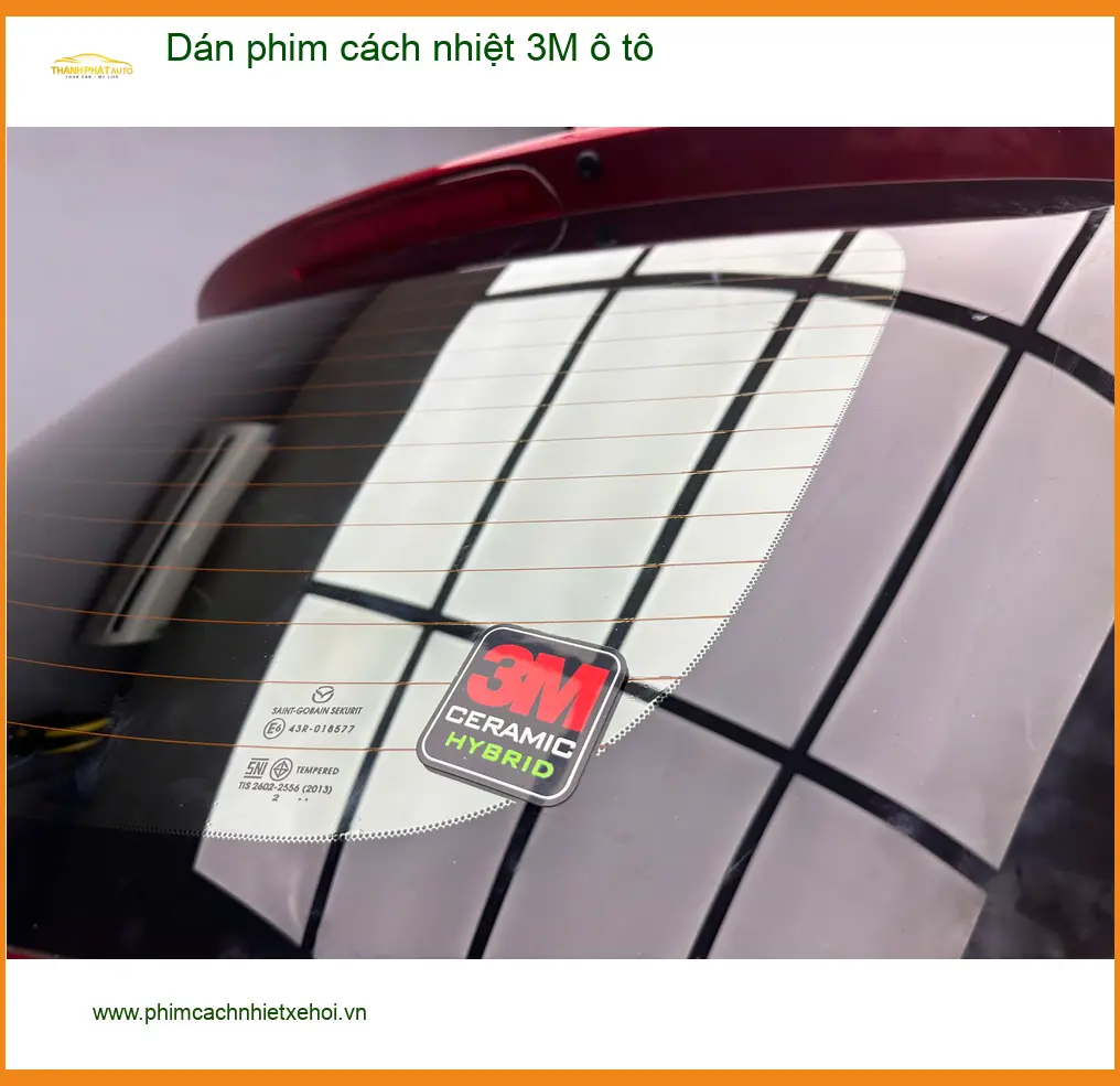 Anh Đức dán phim cách nhiệt 3M ô tô cho Toyota Corolla Altis tại Quận 2
