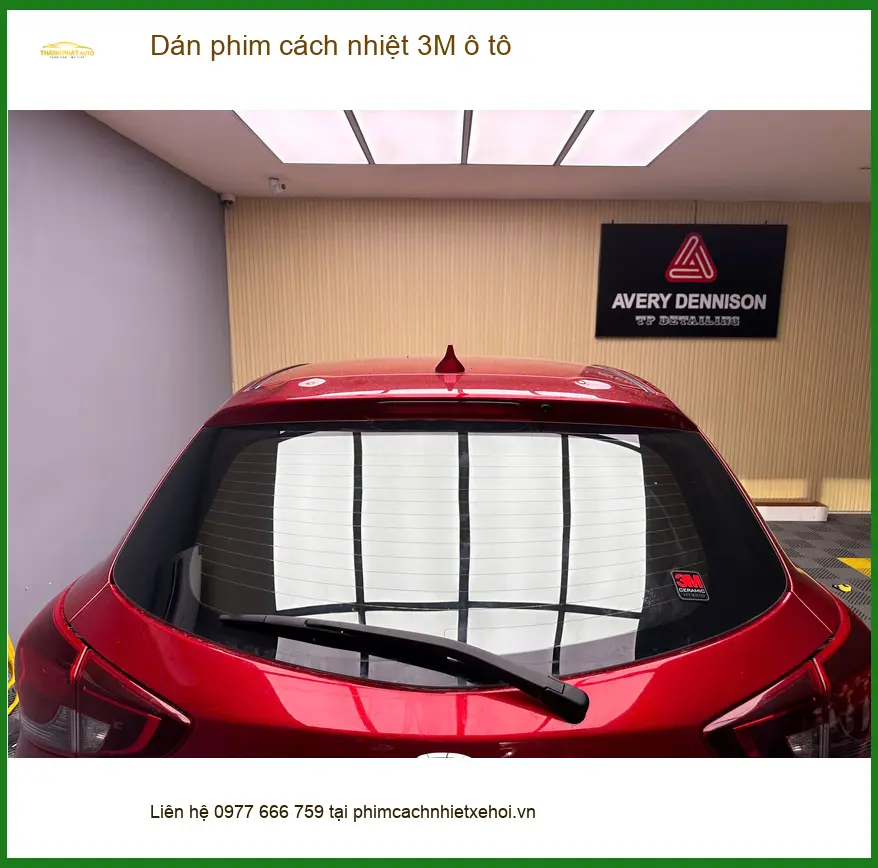 Anh Quang dán phim cách nhiệt 3M ô tô Hyundai Accent tại Quận 7 để chống nóng hiệu quả
