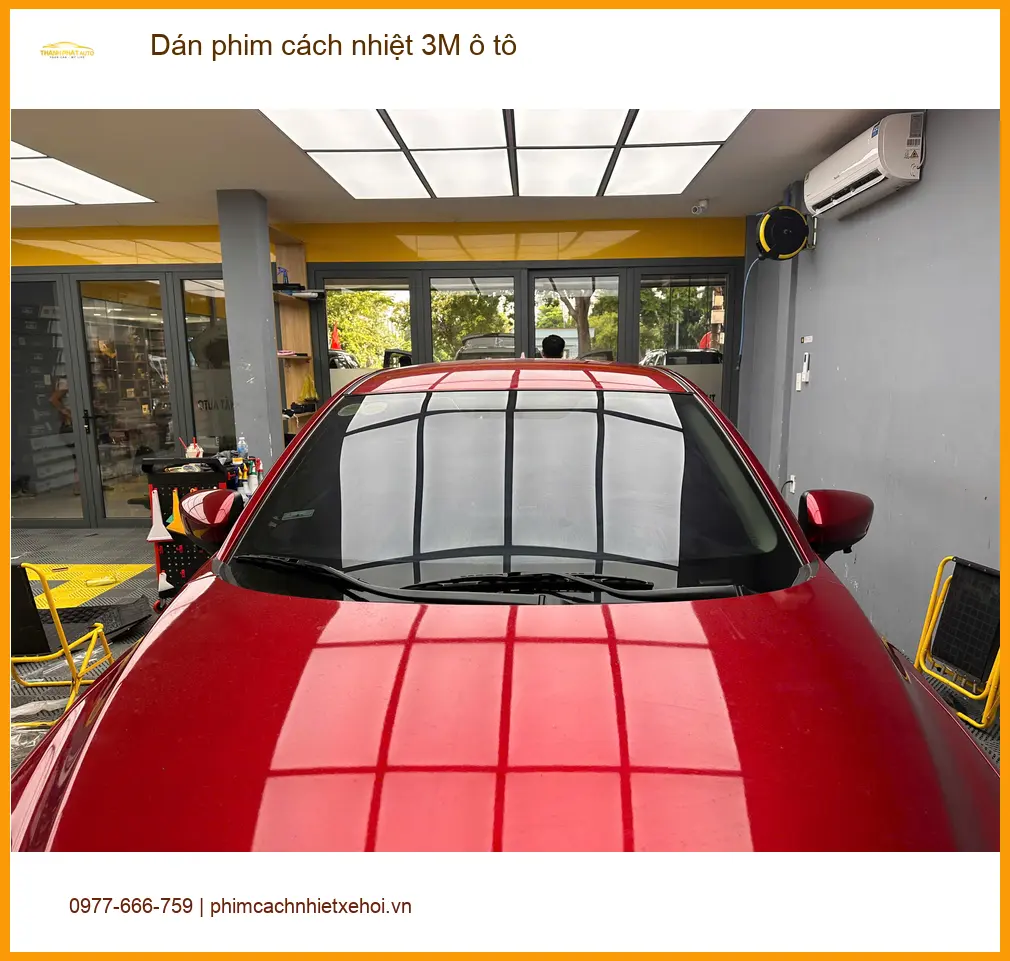 Anh Quang dán phim cách nhiệt 3M ô tô Hyundai Accent tại Quận 7 để chống nóng hiệu quả ảnh thực tế 4