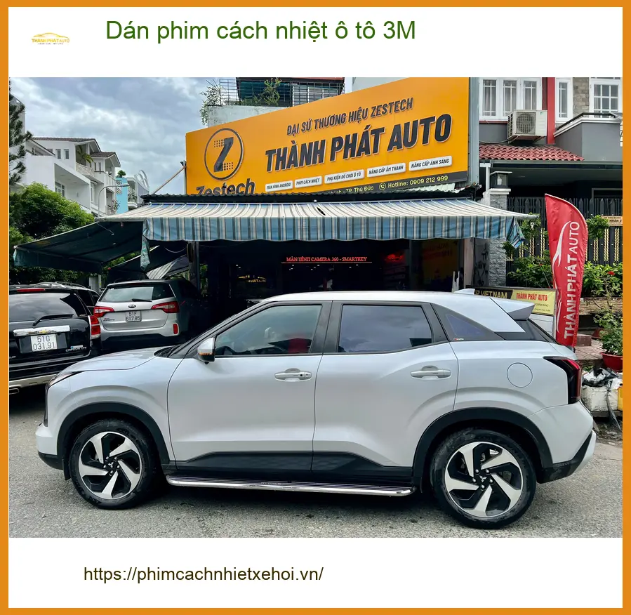 Anh Khải dán phim cách nhiệt ô tô 3M cho Honda CRV tại Hóc Môn chống nóng hiệu quả