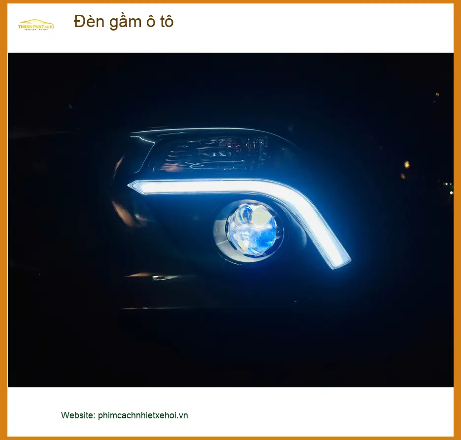 Chú Minh độ đèn gầm ô tô Hyundai Accent tại Quận 7 vì đèn zin kém sáng ảnh thực tế 3