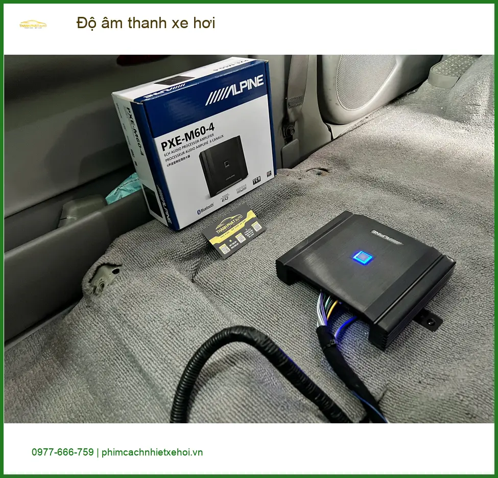 Chú Phước độ âm thanh Mazda CX-5 ở Thủ Đức nghe nhạc hay hơn