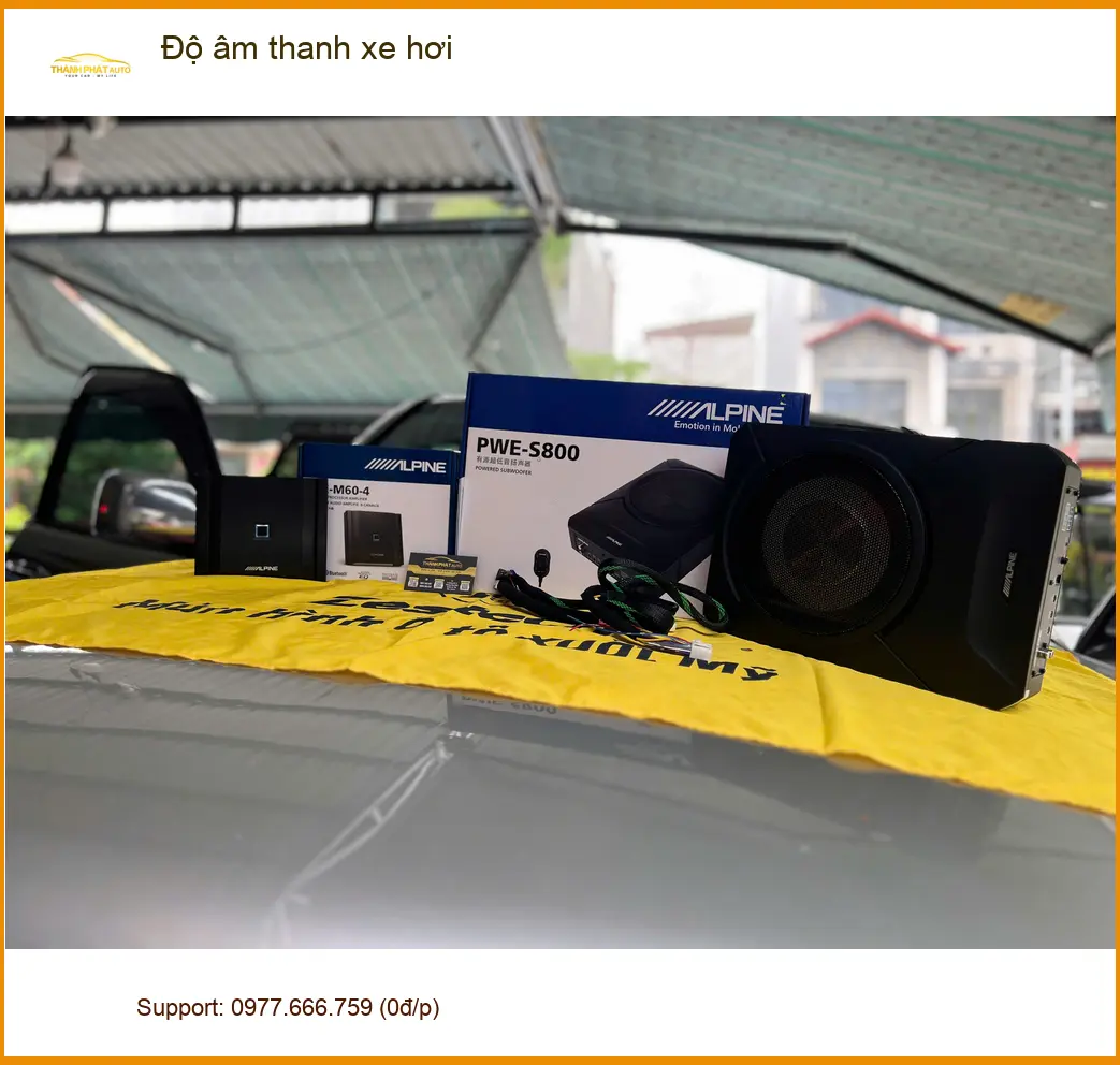 Chú Minh độ âm thanh xe hơi Toyota Camry tại Hóc Môn vì âm zin kém