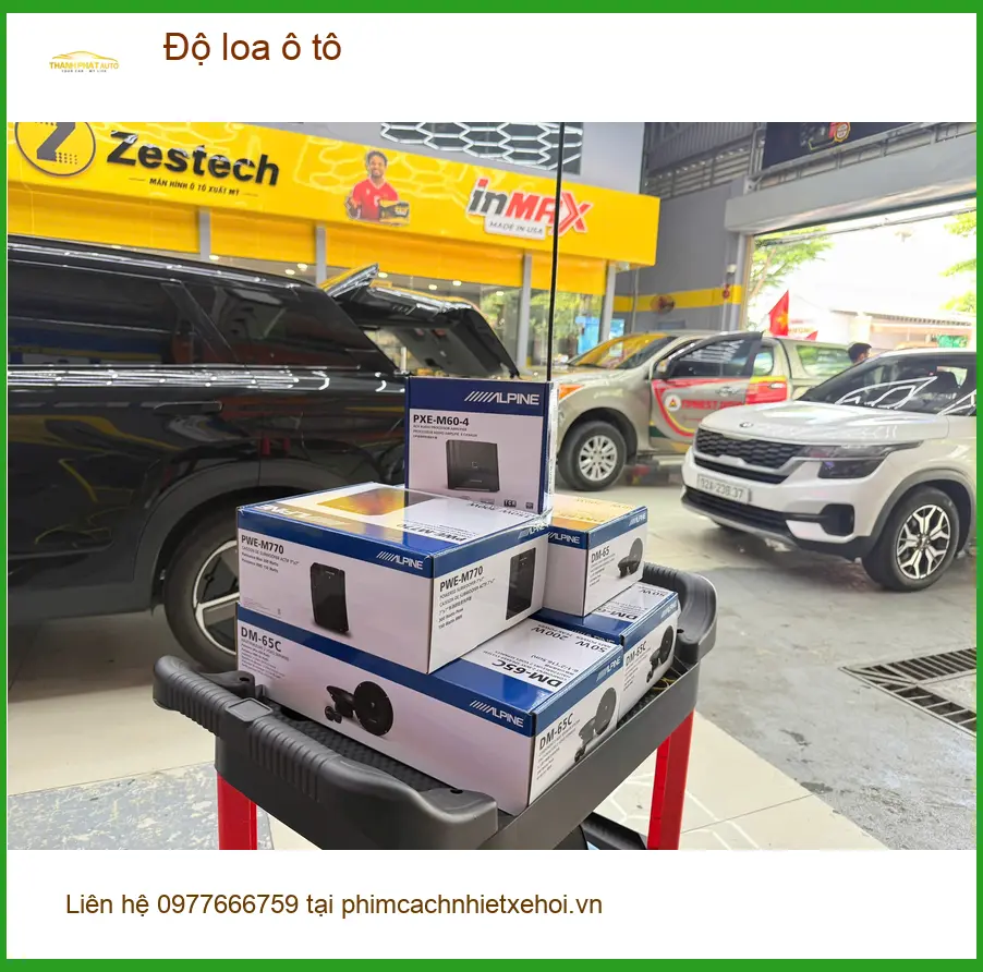 Chú Minh độ loa ô tô cho Hyundai Accent vì âm thanh zin quá tệ tại Quận Thủ Đức