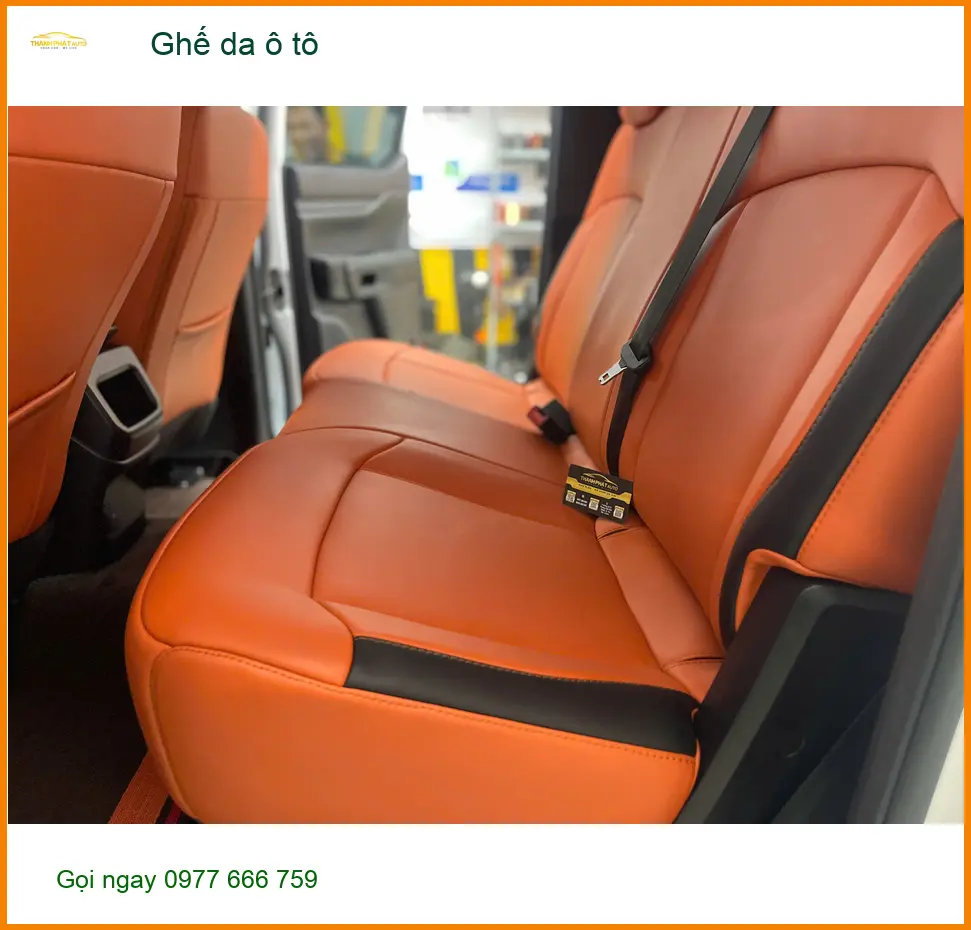 Chị Thanh bọc ghế da ô tô cho Mazda CX-5 tại Quận 9 để nội thất sang trọng, dễ vệ sinh