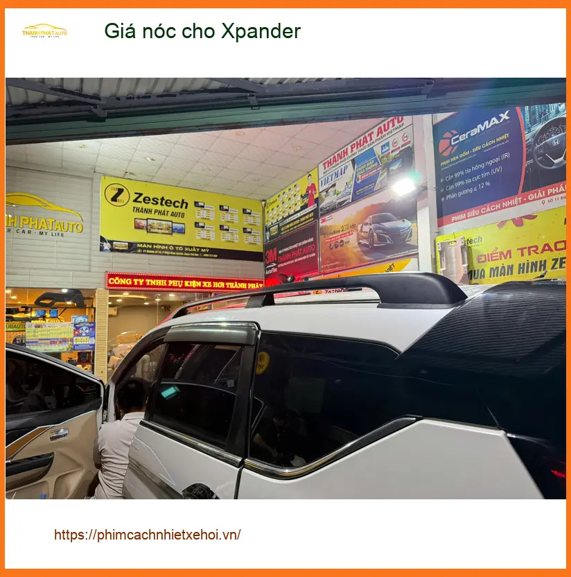 Chú Minh lắp giá nóc cho Xpander tại Quận Thủ Đức để chở đồ đi du lịch tiện hơn ảnh thực tế 2