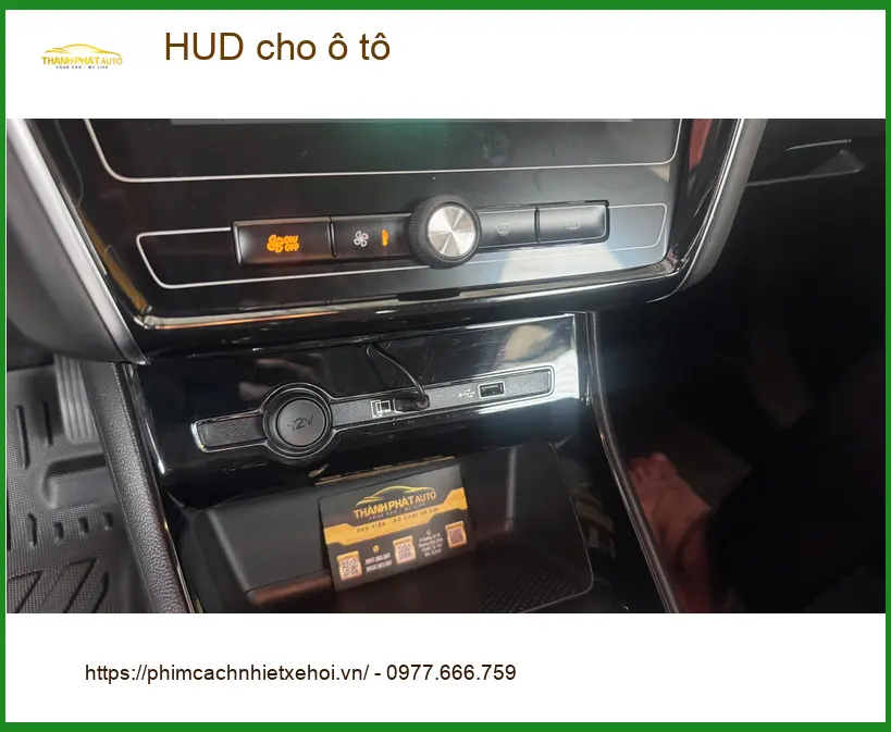 Anh Quang lắp HUD cho Honda CR-V tại Quận 12 để theo dõi tốc độ an toàn hơn ảnh thực tế 2